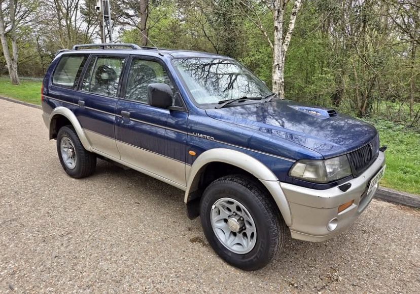 Mitsubishi Pajero 165.000 km 2.250 &euro; Koln 51065