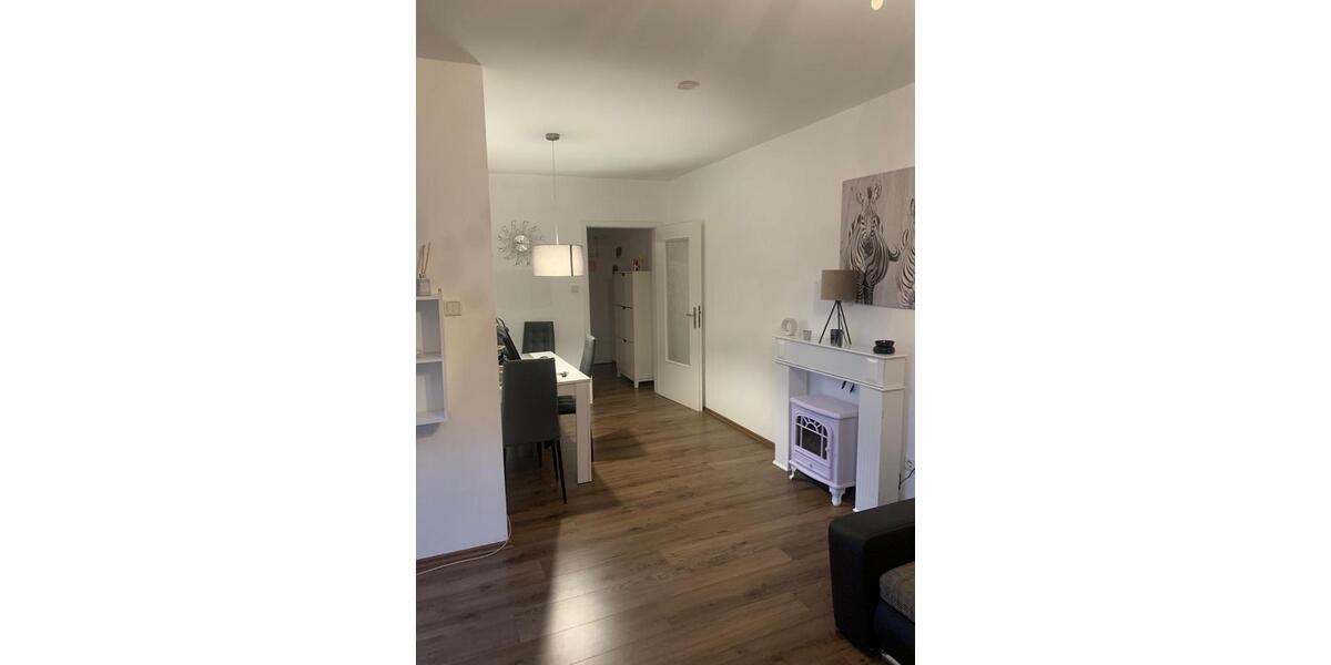 Etagenwohnung Solingen Wald - 2 Zimmer, 60 m&sup2;, 800&euro; | Angebot:27587158