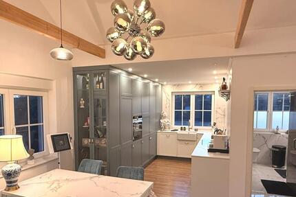 Exklusive, vollmöblierte Penthouse-Wohnung mit luxuriöser Ausstattung nahe Düsseldorf 3.5 zimmer