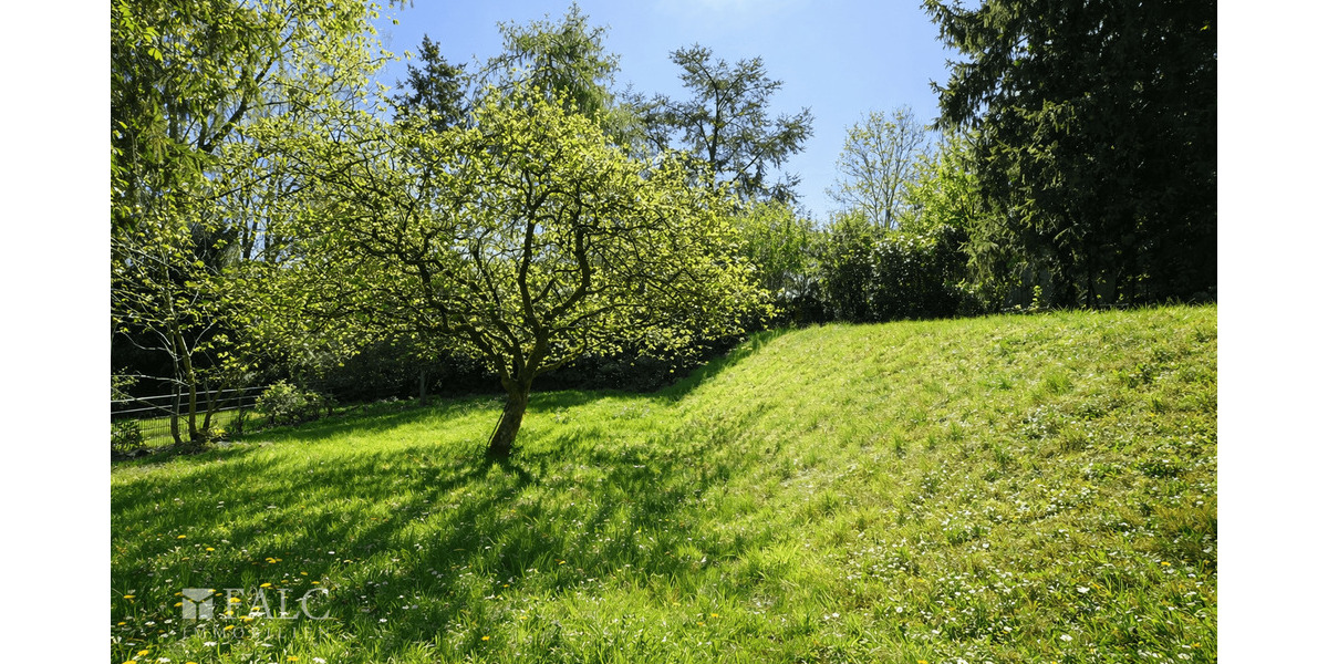 Einfamilienhaus Köln Lövenich - 5 Zimmer, 150 m&sup2;, 800.000&euro; | Angebot:26359104