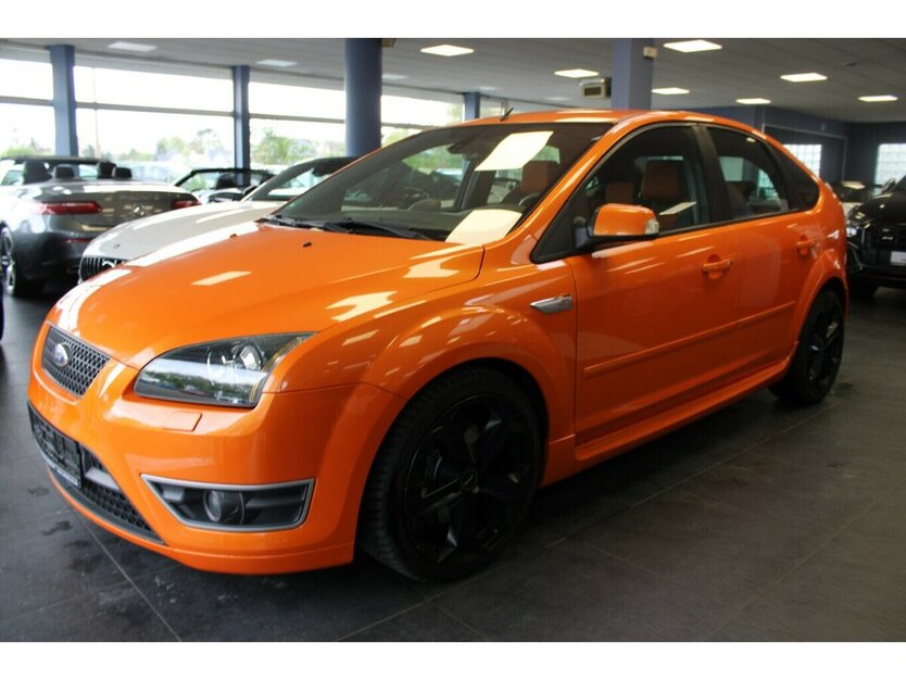 Ford Focus 2.5 MK2 ST - Recaro - SHZ -Navi - 96.133 km 12.980 € Euskirchen 53881
