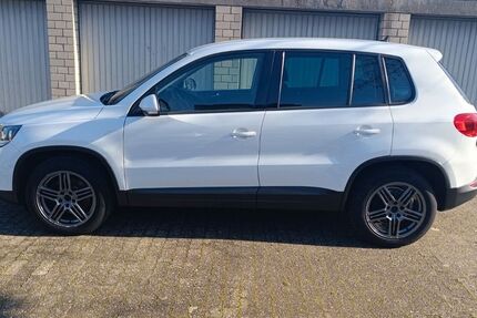 VW Tiguan 270.200 km 8.650 &euro; Köln 50769