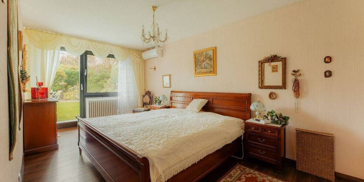 Bungalow Rösrath - 5 Zimmer, 148 m&sup2;, 575.000&euro; | Angebot:23597166