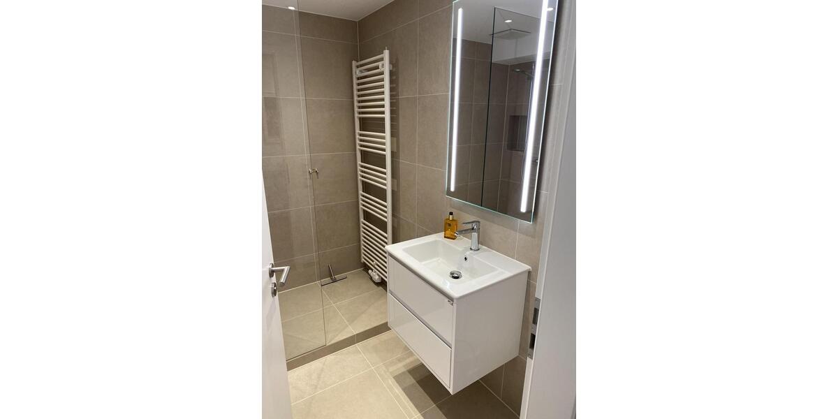 Etagenwohnung Köln Rodenkirchen - 3 Zimmer, 80 m&sup2;, 1.990&euro; | Angebot:26148787