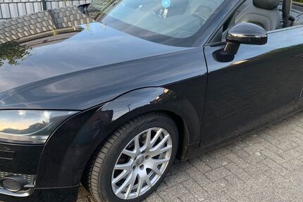 Audi TT 208.000 km 7.999 &euro; Köln 51103