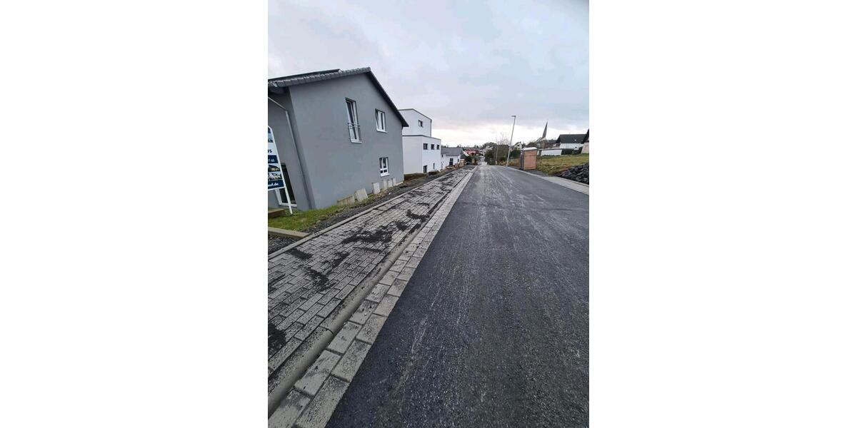 Doppelhaushälfte zur Vermieten für 2 Familien 4 zimmer