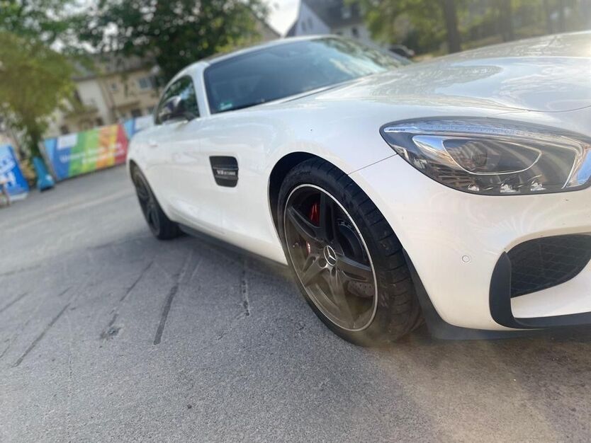 Mercedes-Benz AMG GT 108.000 km 67.999 € Neuss 41464
