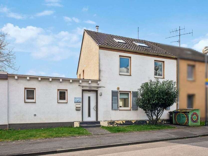 Haus zum Kaufen in Leverkusen 440.000 € 152.39 m²