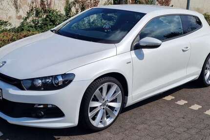 VW Scirocco 37.700 km 15.500 € Köln 51105