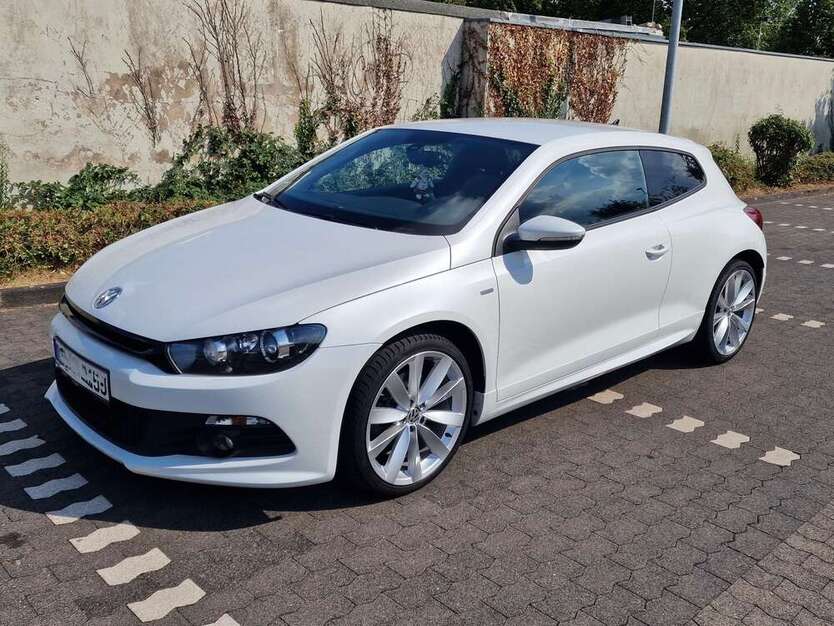 VW Scirocco 37.700 km 15.500 € Köln 51105