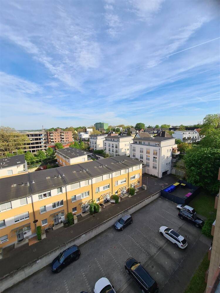 Gepflegte, 3-Zimmer-Wohnung mit Balkon und Aufzug inkl. Tiefgaragenstellplatz