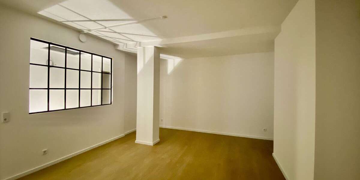 Etagenwohnung Köln Altstadt-Nord - 5 Zimmer, 29 m&sup2;, 670&euro; | Angebot:27084254