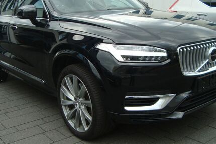 Volvo XC90 130.682 km 43.600 &euro; Köln 51149