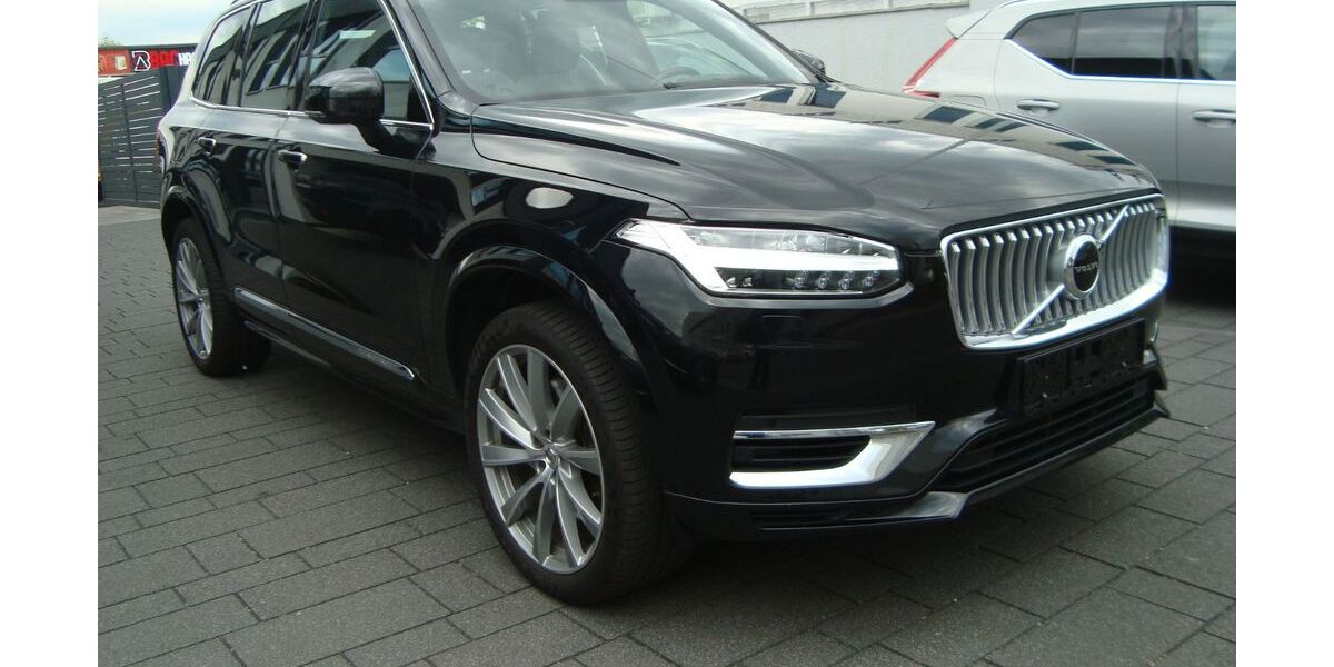 Volvo XC90 130.682 km 43.600 &euro; Köln 51149