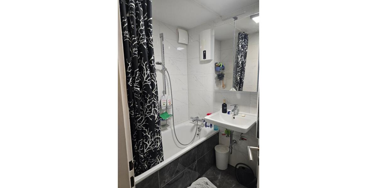 Etagenwohnung Köln Mülheim - 4 Zimmer, 79 m&sup2;, 380.000&euro; | Angebot:25636929