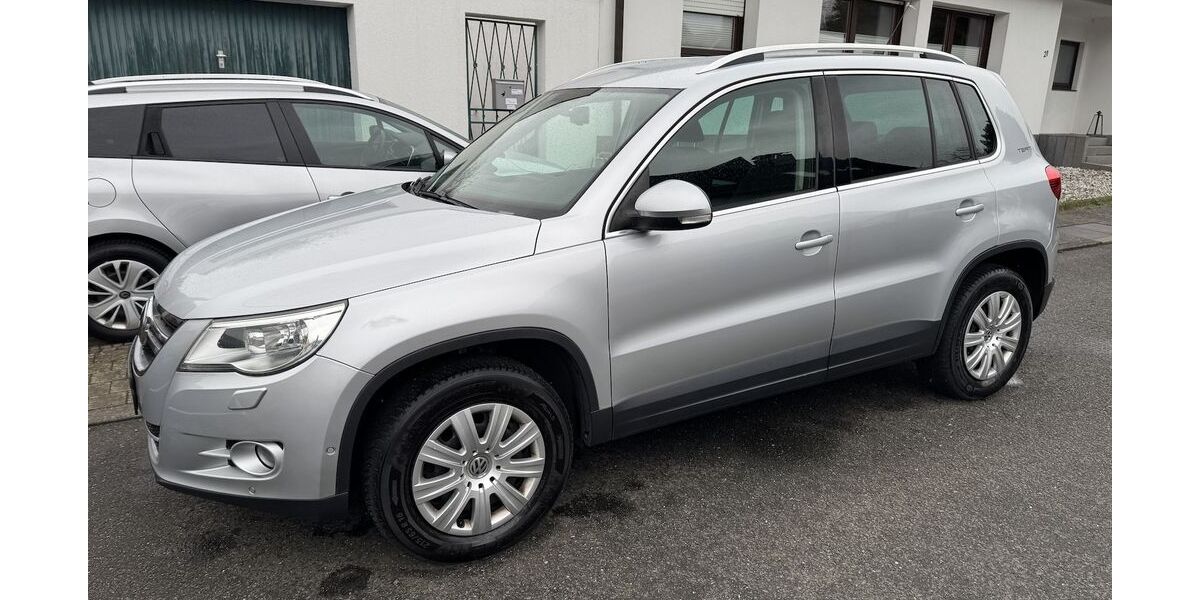 VW Tiguan 109.500 km 11.900 &euro; Erftstadt (bei Köln) 50374