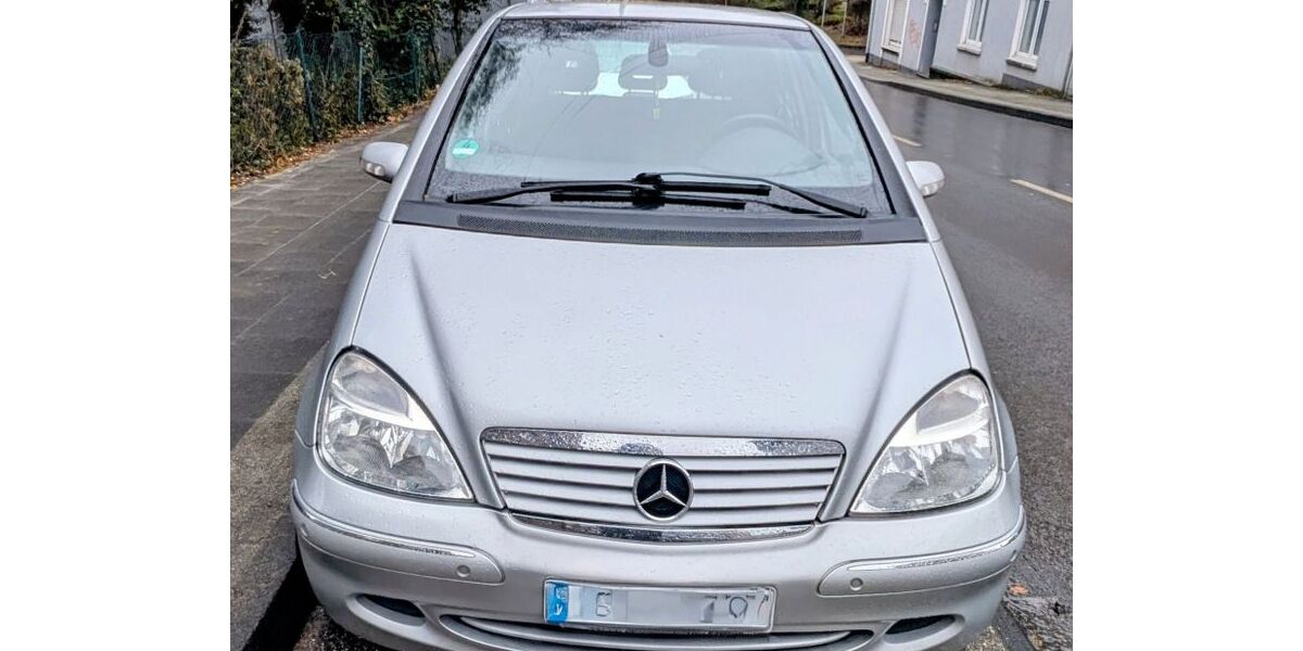 Mercedes-Benz A 190 95.200 km 2.850 € Solingen 42655