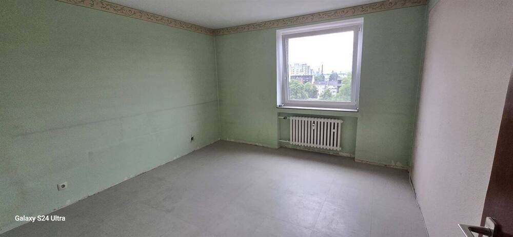 Gepflegte, 3-Zimmer-Wohnung mit Balkon und Aufzug inkl. Tiefgaragenstellplatz