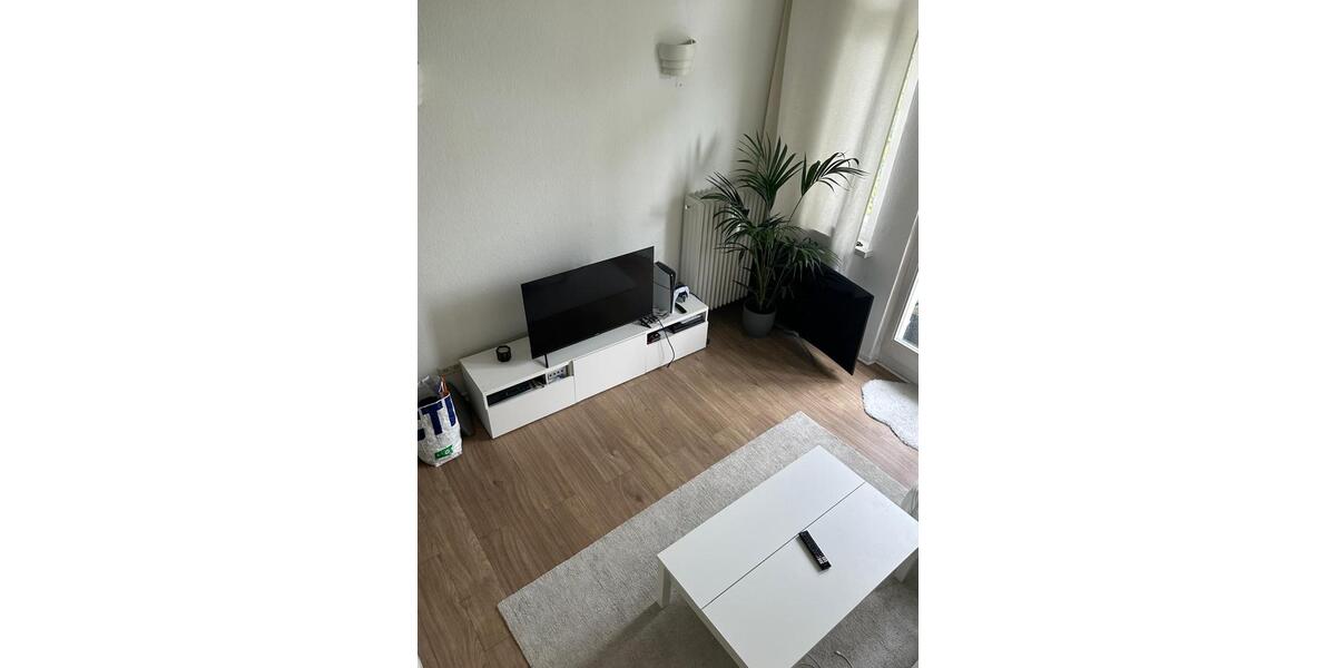 Altbau-Einzimmerwohnung mit Balkon & Schlossblick in Bonnn 1 zimmer