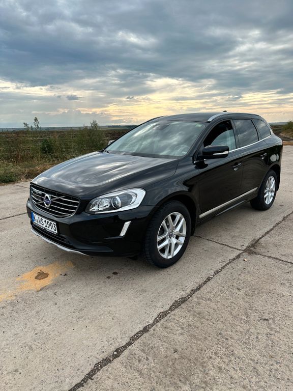 Volvo XC60 130.500 km 20.000 € Köln 51109