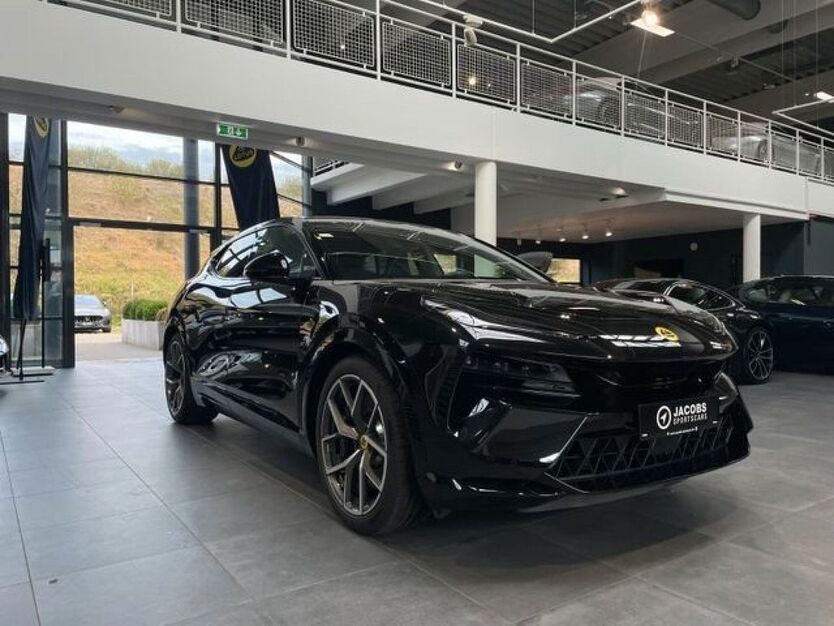 Lotus Eletre 4.850 km 93.900 € Köln 50829