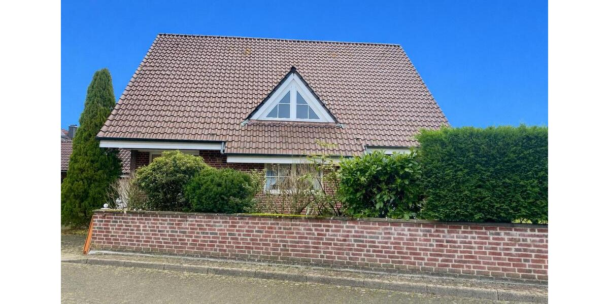 Einfamilienhaus Neuss Allerheiligen - 8 Zimmer, 175 m&sup2;, 3.000&euro; | Angebot:26548062