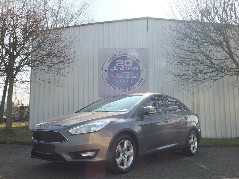 Ford Focus STUFENHECK KLIMAUTOMATIK PARKPILOT 118.919 km 7.304 € Köln 50858