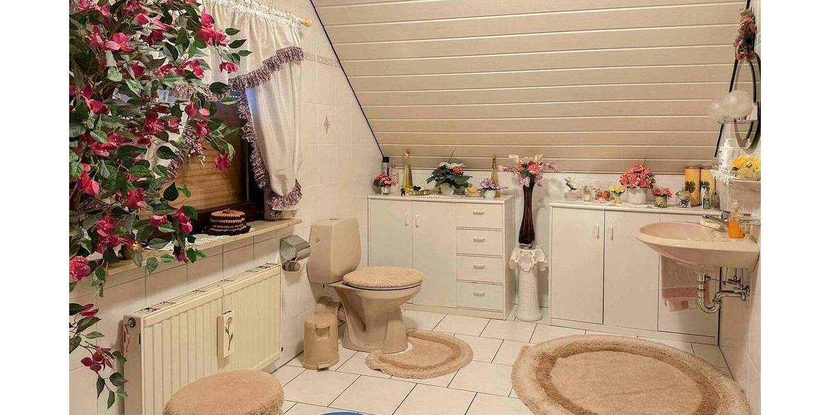 Einfamilienhaus Hennef (Sieg) Köschbusch - 4 Zimmer, 229.000&euro; | Angebot:25939397