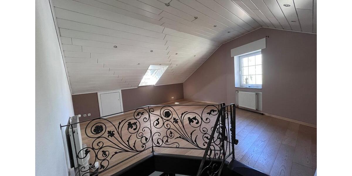 Mehrfamilienhaus, Wohnhaus Bergheim - 4 Zimmer, 167 m&sup2;, 2.420&euro; | Angebot:25899926