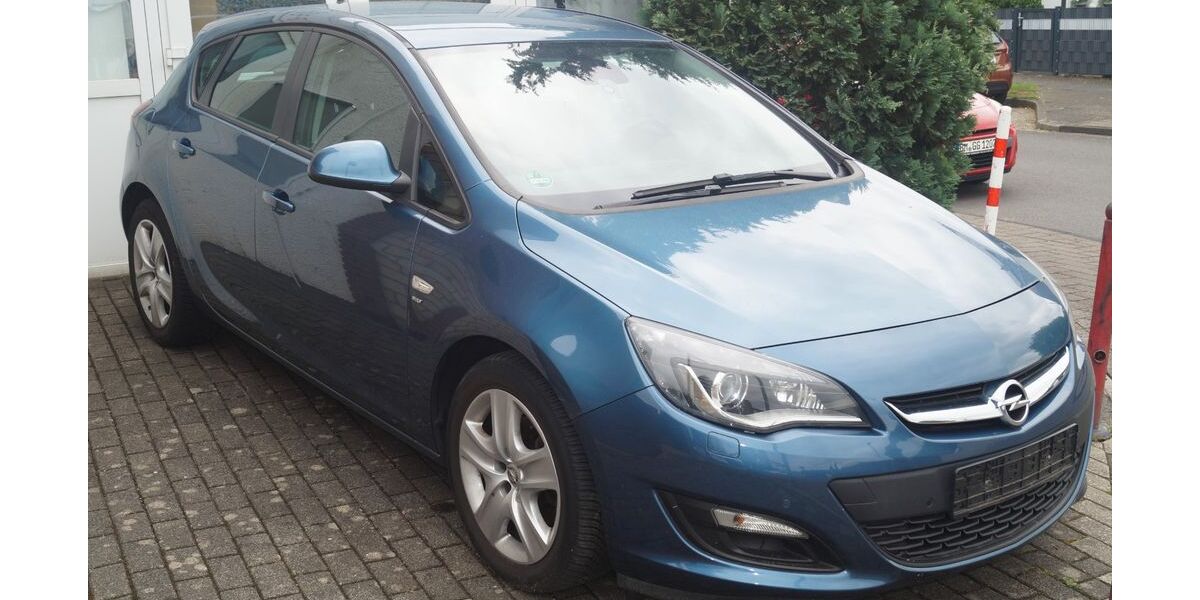 Opel Astra 128.000 km 2.600 &euro; Köln 50767