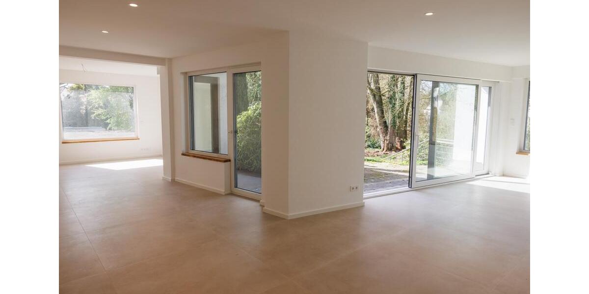 Luxuriös saniertes Einfamilienhaus mit Atelier & großem Garten 8 zimmer