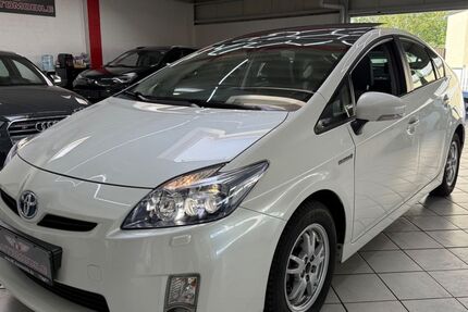 Toyota Prius 86.300 km 12.750 € Leverkusen 51371