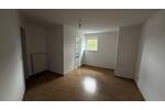 schöne helle 2,5-Zimmer Whg., Küche, Diele, 2 x Bad inkl. Stellplatz