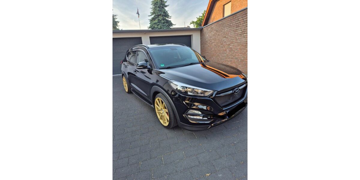 Hyundai TUCSON 111.500 km 13.500 &euro; Dormagen 41542