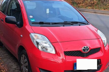 Toyota Yaris 125.500 km 2.888 € Siegburg 53721