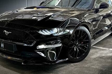 Ford Mustang 17.637 km 49.890 € Troisdorf/Spich 53842