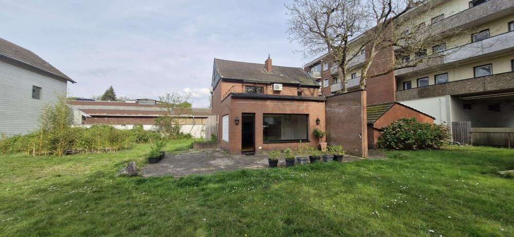 Einfamilienhaus Köln Mülheim - 4 Zimmer, 138 m&sup2;, 1.950&euro; | Angebot:26319251