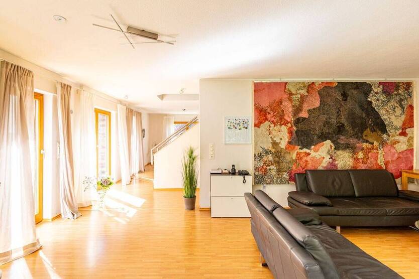 Rheinfeld! Großzügiges, gemütliches Einfamilienhaus in sehr ruhiger, zentrumsnaher Lage