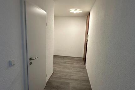 1,5 Zimmer Wohnung mit Balkon, Aufzug, TG Erkrath Unterfeldhaus 1.5 zimmer
