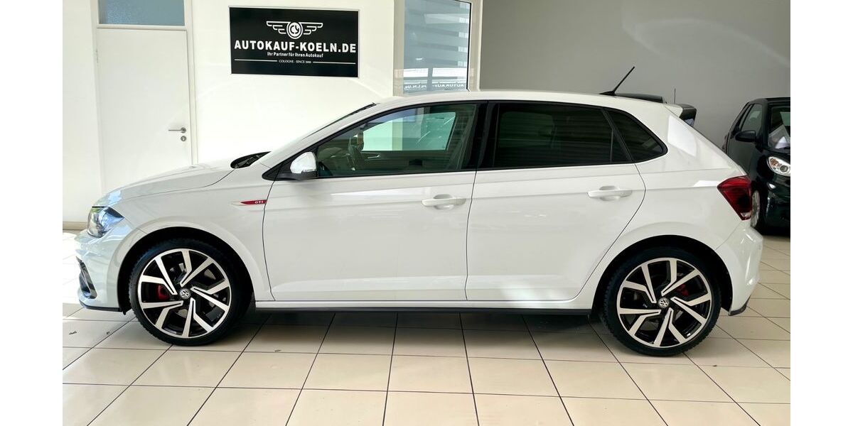 VW Polo 46.658 km 21.590 € Köln 51067