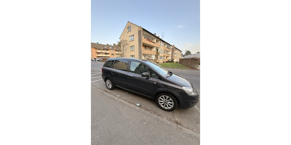 Opel Zafira 1.7 Diesel 174.800 km 6.200 &euro; Brühl 50321