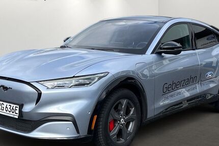 Ford Mustang Mach-E 16.000 km 37.990 € Köln 51107