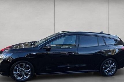 Ford Focus 14.107 km 23.490 € Leverkusen 51373