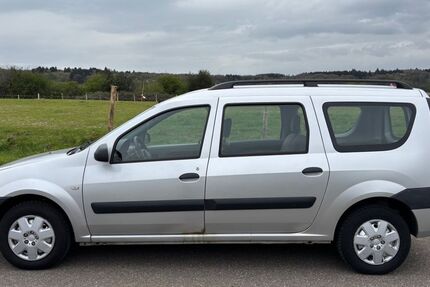 Dacia Logan 198.000 km 1.499 &euro; Köln 50739