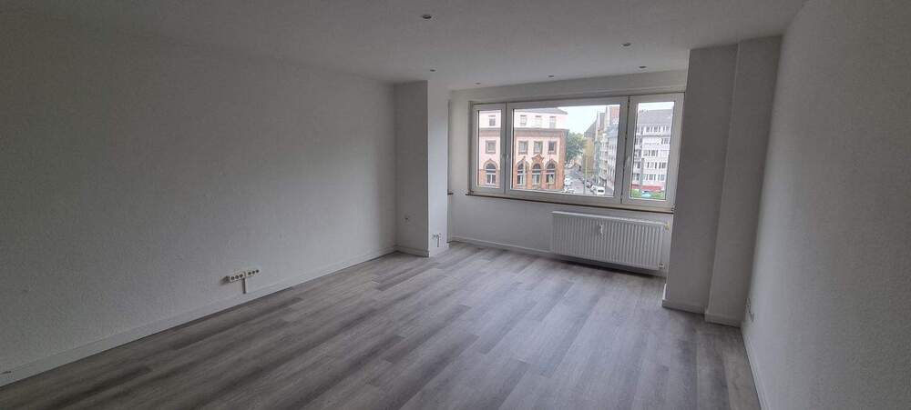 ELEGANTE + RENOVIERTE 2-Zimmer-Wohnung in DÜSSELDORF - FRIEDRICHSTADT