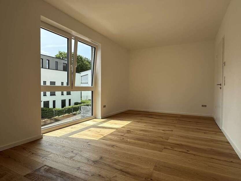 Wohnung zum Mieten in Bergisch Gladbach 2.320 € 145.45 m²