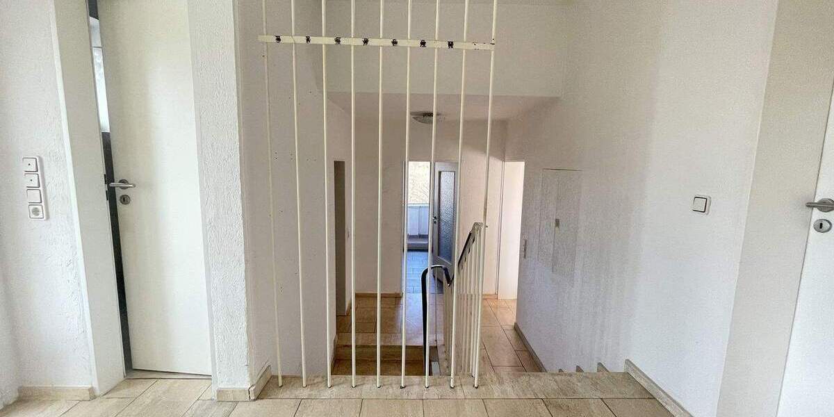 Doppelhaushälfte Odenthal Blecher - 5 Zimmer, 121 m&sup2;, 390.000&euro; | Angebot:25423855