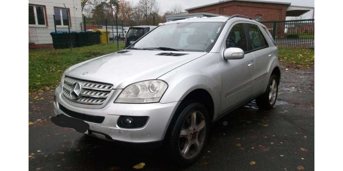 Mercedes-Benz ML 320 398.000 km 7.500 &euro; Siegburg 53721