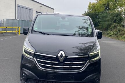 Renault Trafic 105.000 km 22.700 € Köln 51107