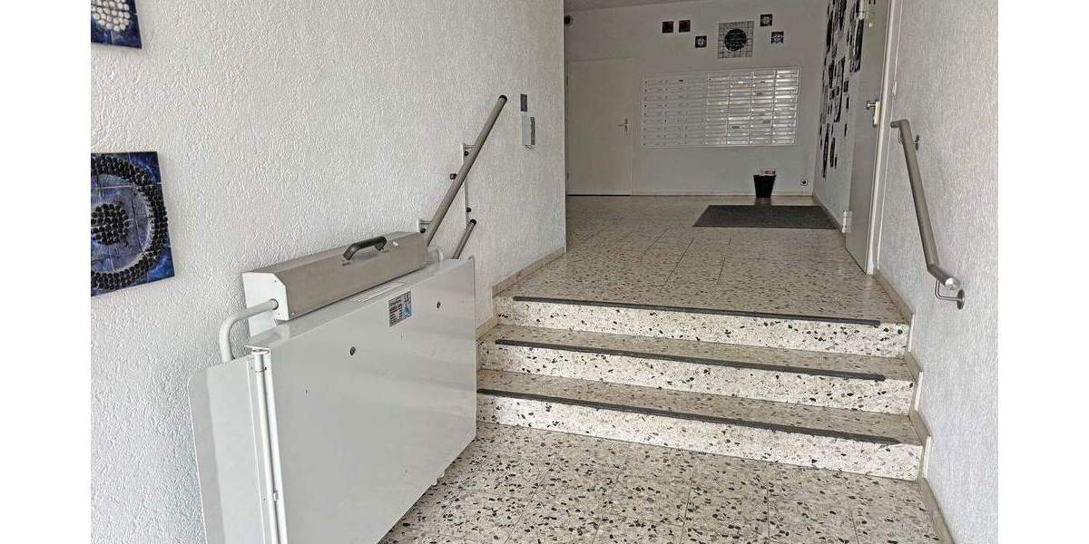 Etagenwohnung Brühl - 3 Zimmer, 100 m&sup2;, 299.000&euro; | Angebot:25748345